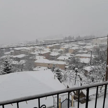 Semeli Karpenísion