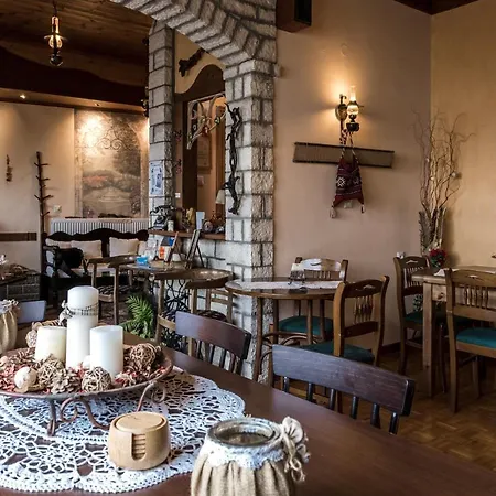 Semeli Maison d'hôtes Karpenísion