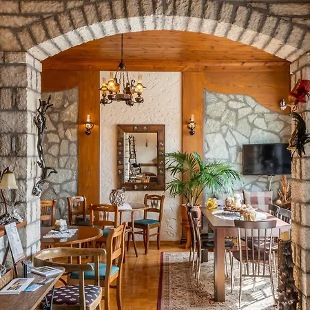 Casa de hóspedes Semeli Karpenísion