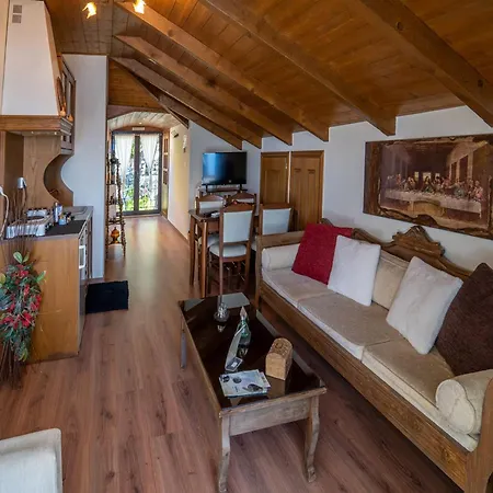 Semeli 3* Karpenísion